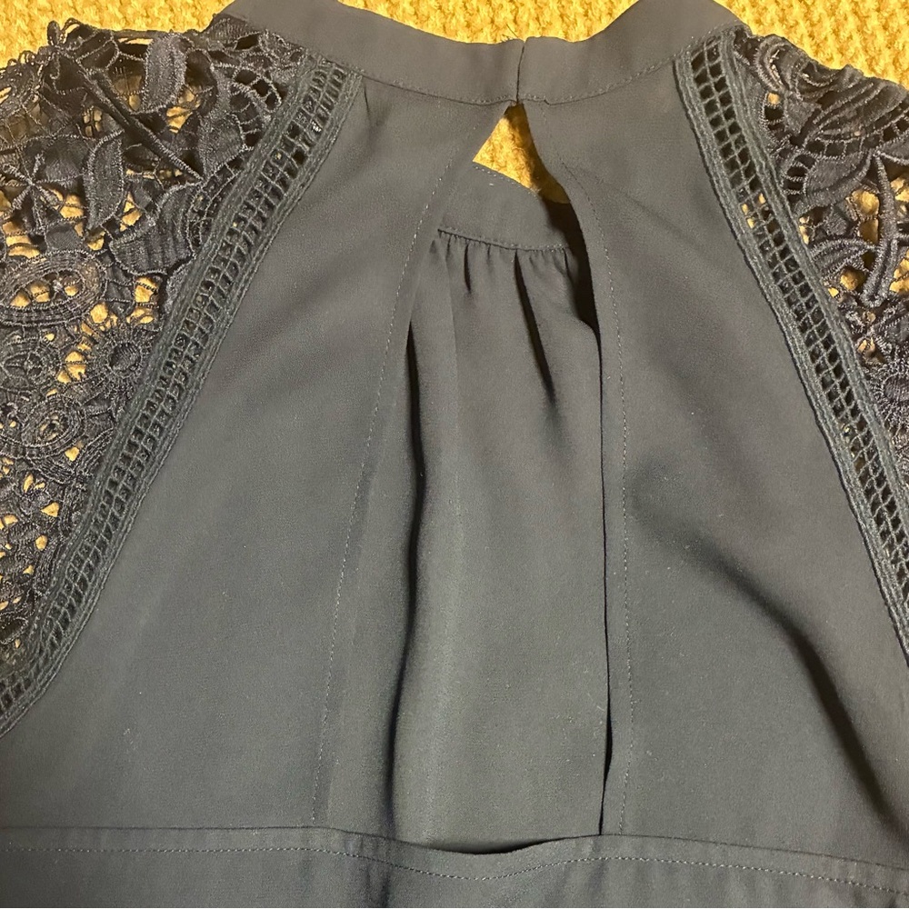 EXPRESS | Black Lace Accent Women's Blouse - Picture 4 of 7